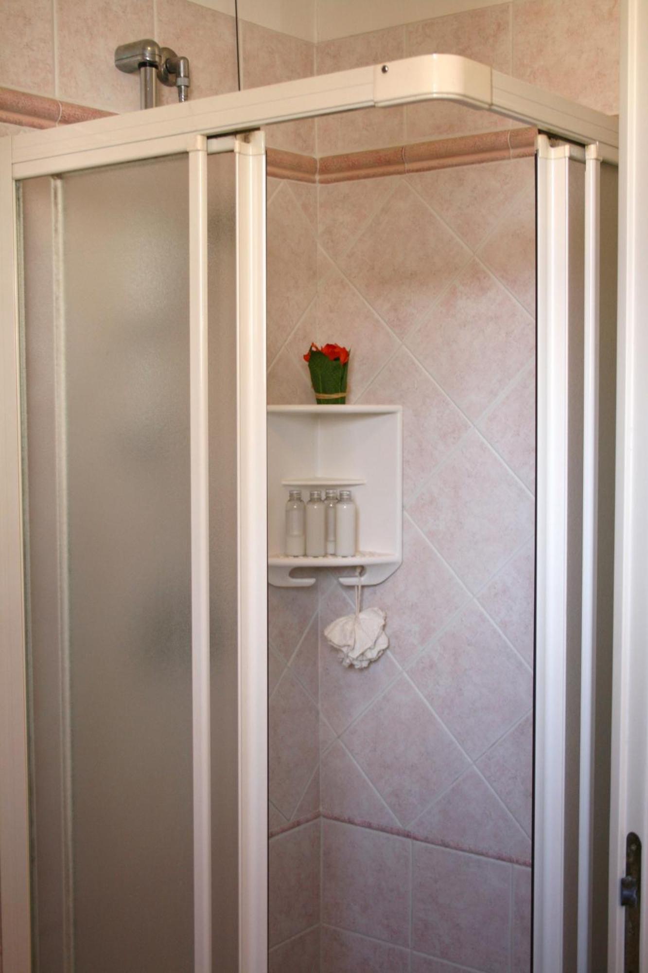 Residenza Villa Margherita Rimini Oda fotoğraf